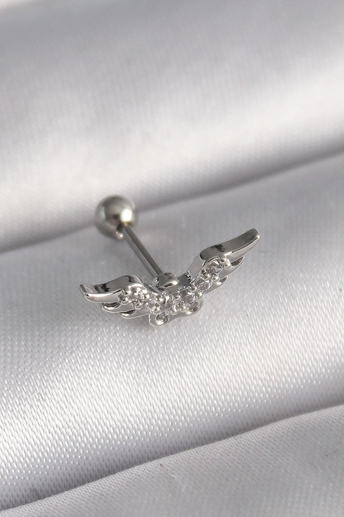 316L Çelik Gümüş Renk Zirkon Taş Detay Kanat Model Tragus Piercing Fiyatı, Yorumları ve Özellikleri