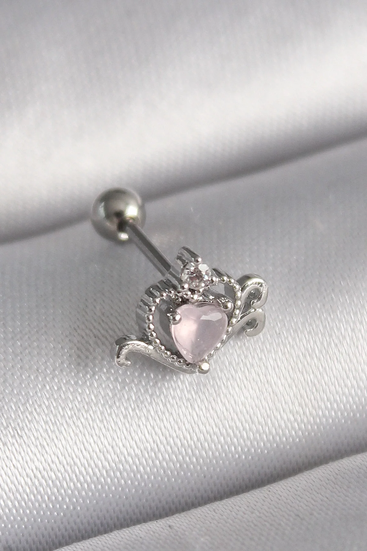 316L Çelik Gümüş Renk Pembe Mineli Kalp Zirkon Taş Detay Tragus Piercing 316L Çelik Gümüş Renk Pembe Mineli Kalp Zirkon Taş Detay Tragus Piercing