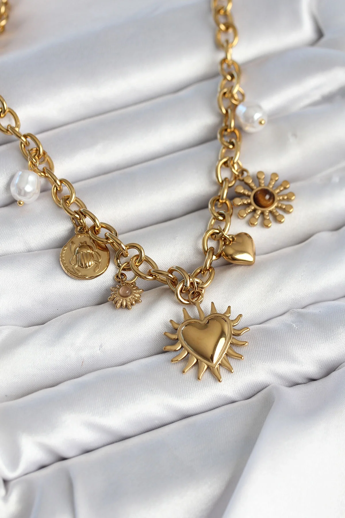 İthalat® 316L Çelik Gold Renk Charmlı Model Kadın Kolye