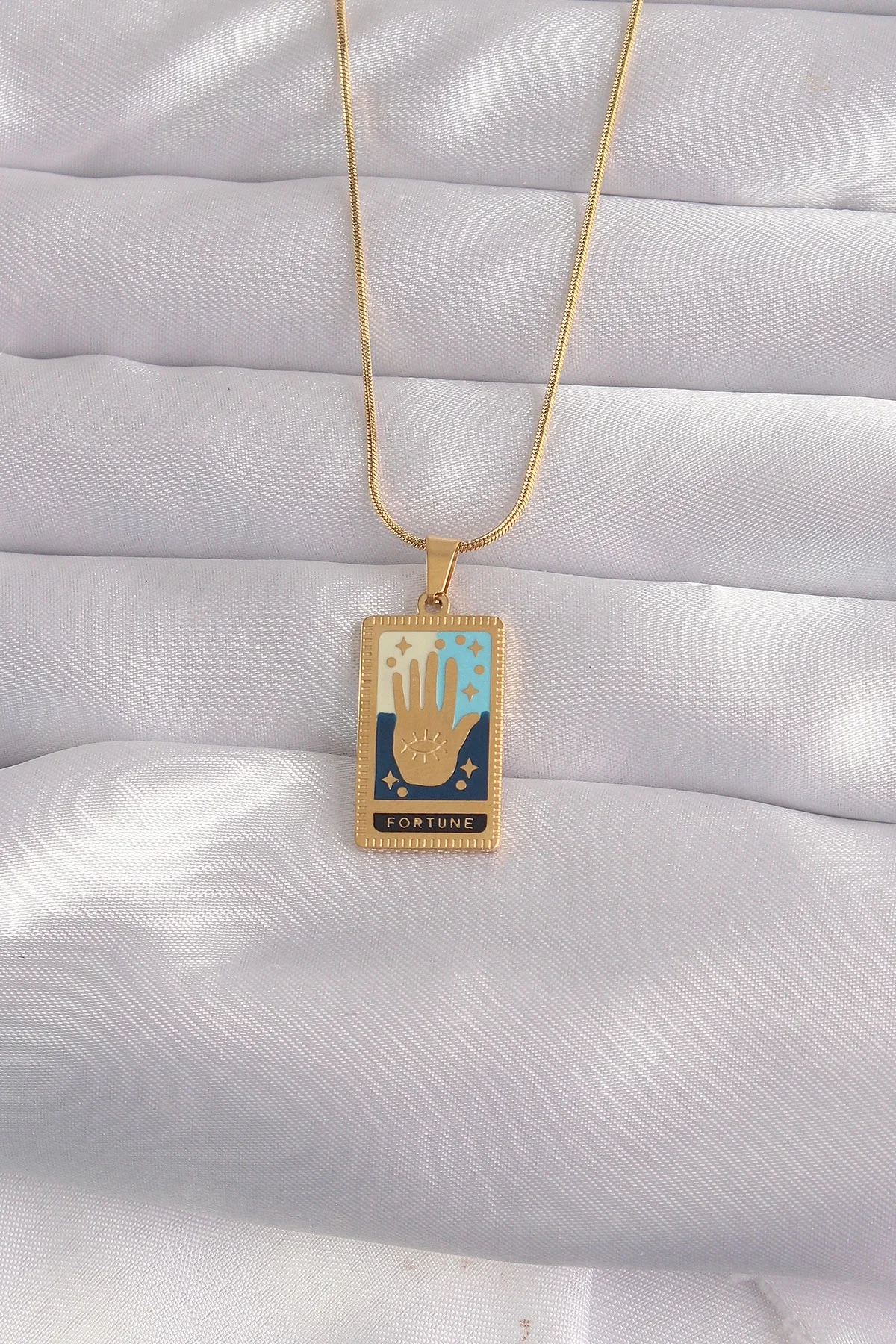İthalat® 316L Çelik Gold Renk Karışık Mineli El Figür Tarot Kolye
