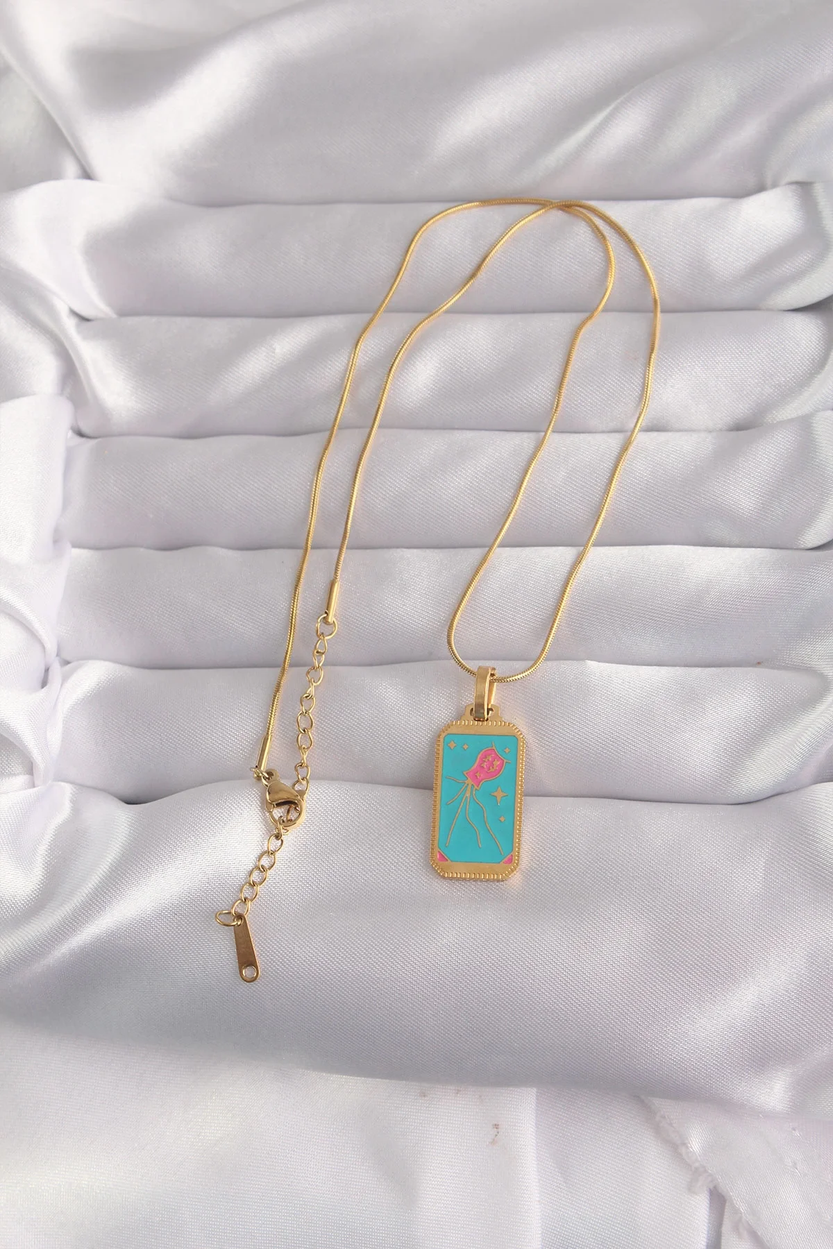 İthalat® 316L Çelik Gold Renk Mavi Mineli Tarot Kolye