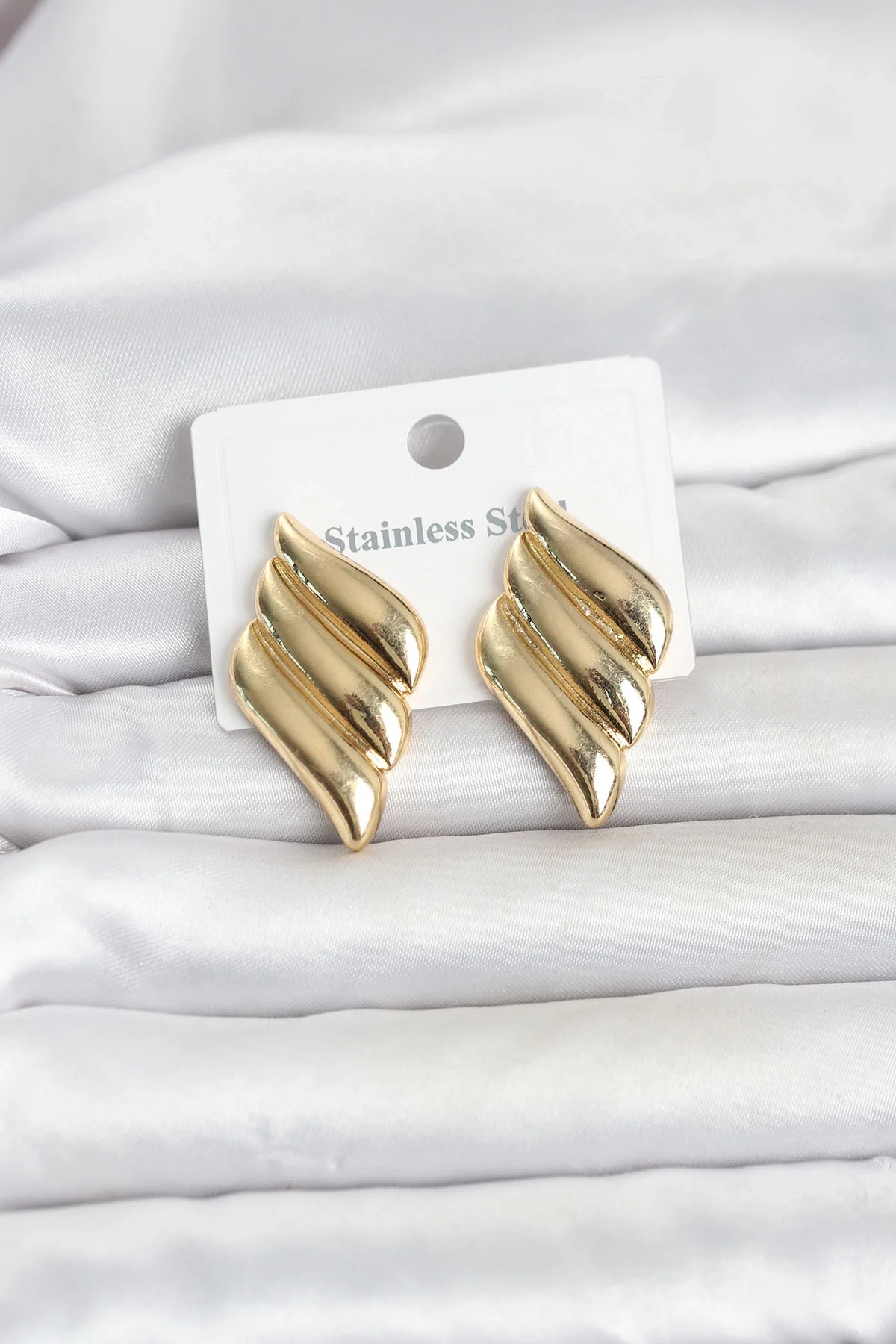 İthalat® 316L Çelik Gold Renk Motif Model Kadın Küpe