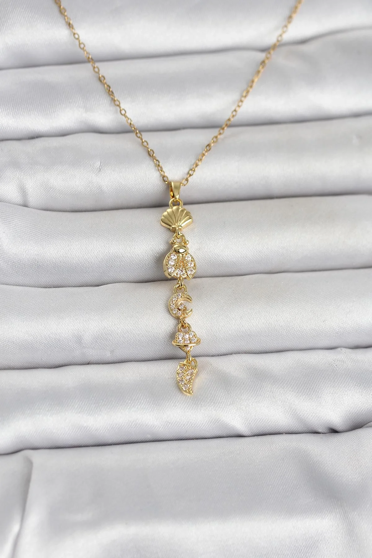 İthalat® 316L Çelik Gold Renk Deniz Temalı Y Model Zirkon Taşlı Kadın Kolye
