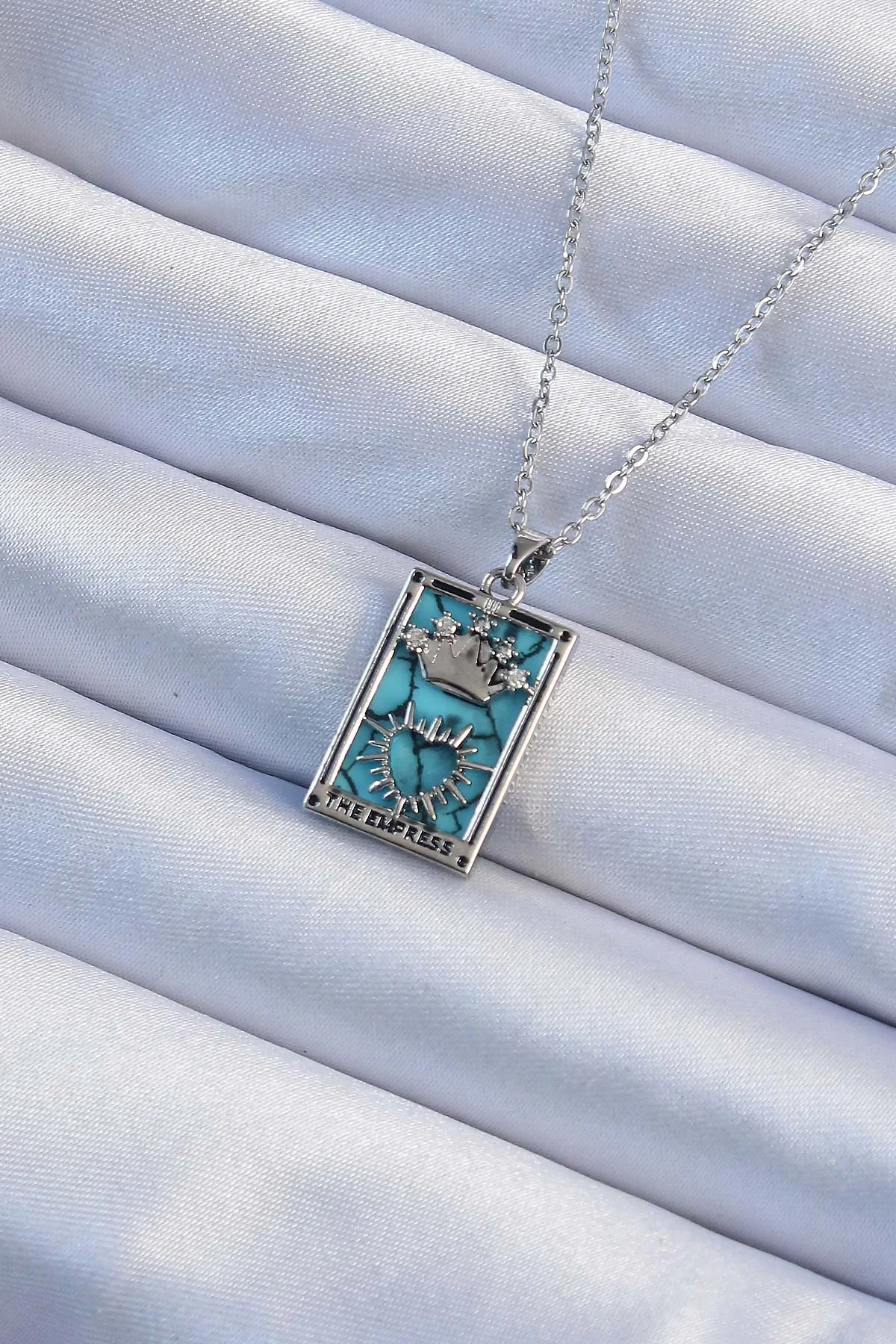 316L Çelik Zincir Gümüş Renk Zirkon Taşlı Mavi Mermer Desenli Taç Model Tarot Kolye Fiyatı, Yorumları ve Özellikleri