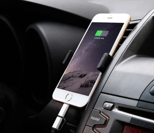 İthalat® Araba Klimasına Takılan Telefon Tutucu Kıskaç