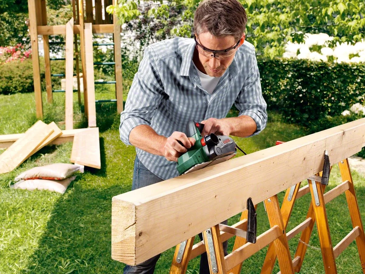 İthalat® Bosch PHO 2000 82 mm Planya Makinası 680 Watt İthalat® Bosch PHO 2000 82 mm Planya Makinası 680 Watt