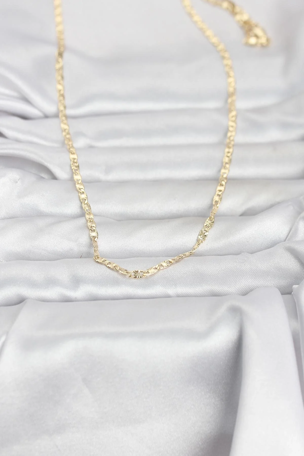 İthalat® CM 14K Gold Renk Lazer Zincirli Model 60 cm Kadın Kolye