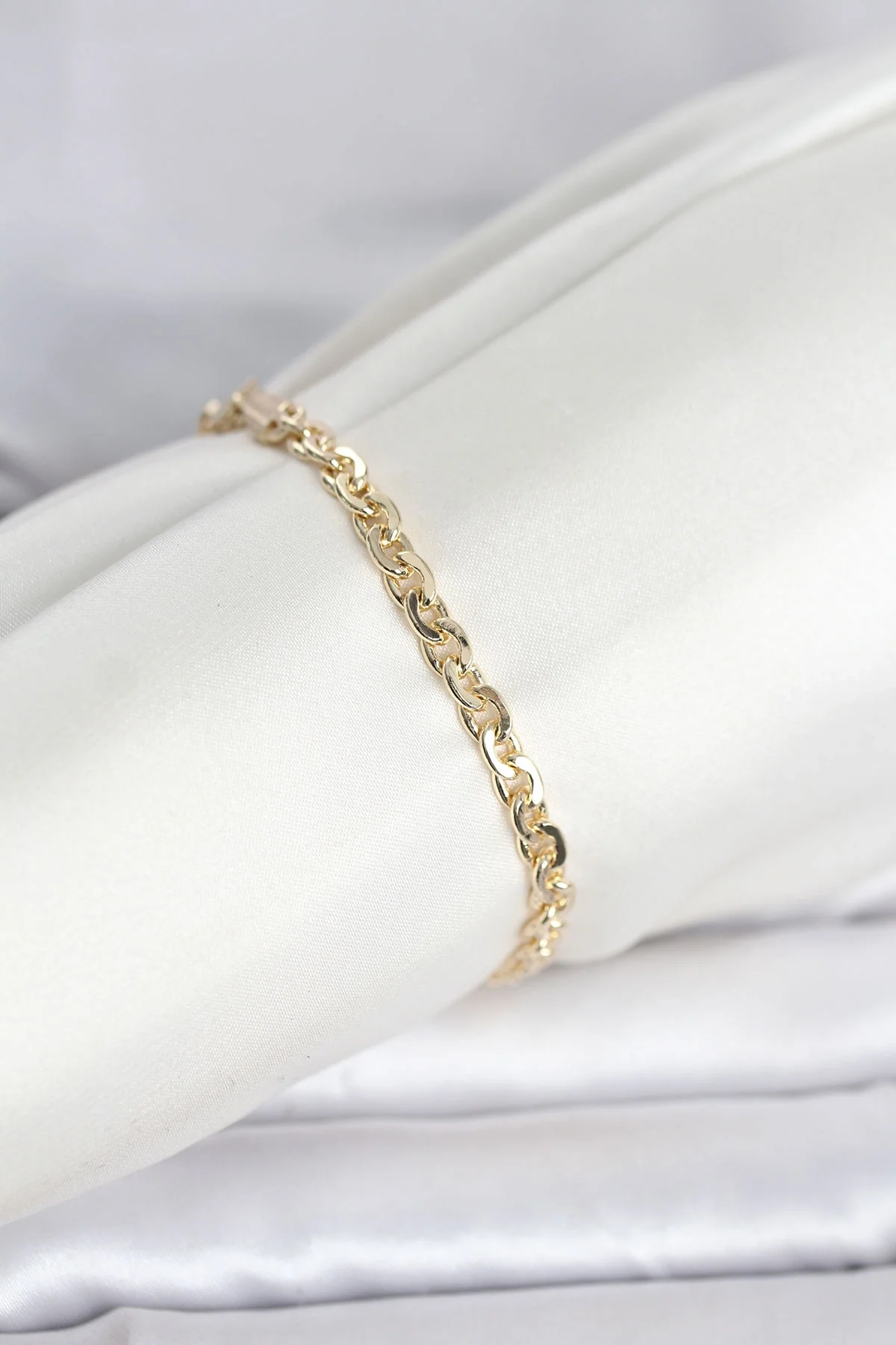 İthalat® CM 14K Gold Renk Zincir Model Kadın Bileklik