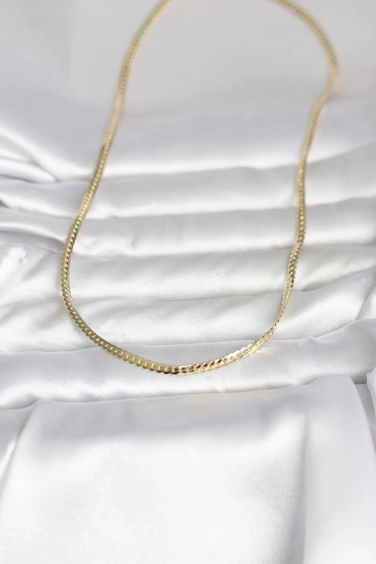 İthalat® CM 14K Gold Renk Yassı Zincir Model 45 cm Kadın Kolye