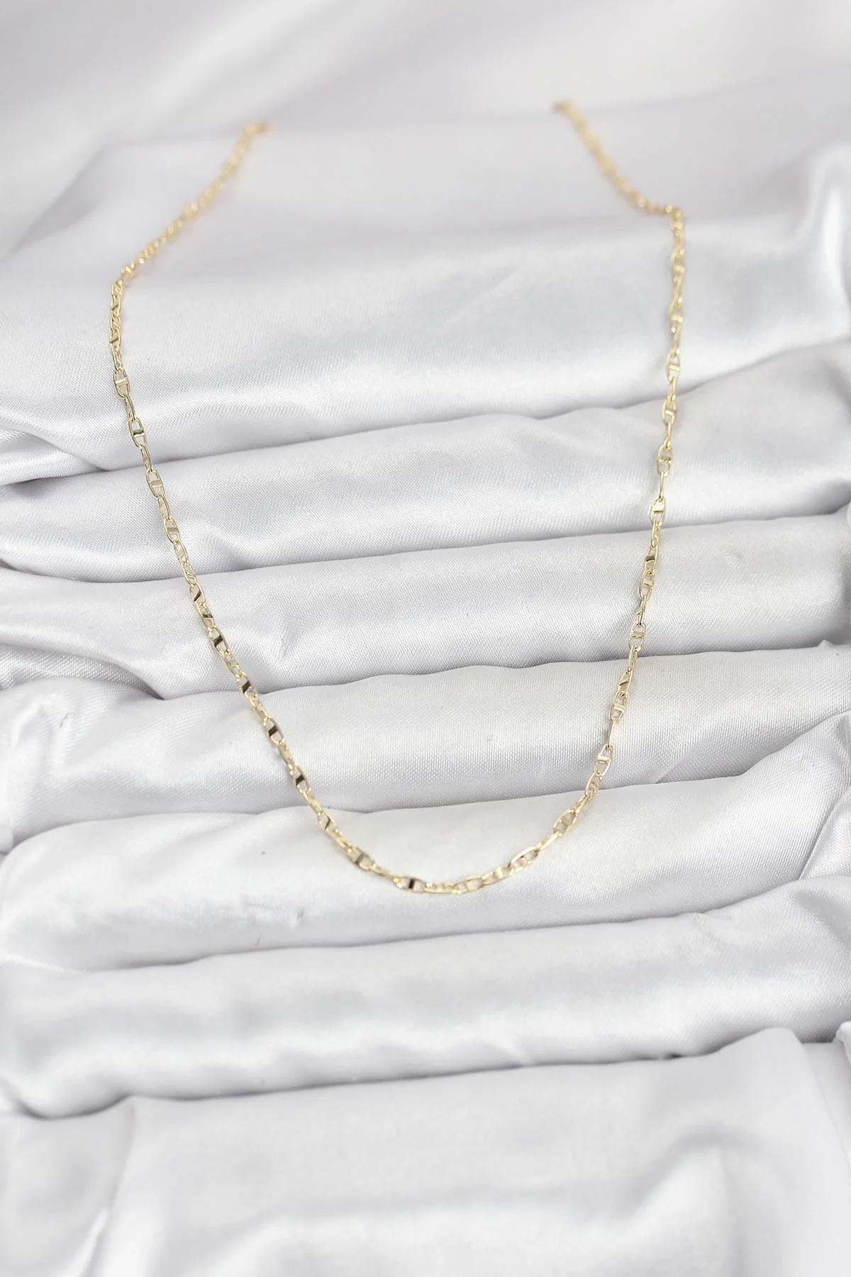 İthalat® CM 14K Gold Renk Pirinç Gemi Zinciri Model Kadın Kolye