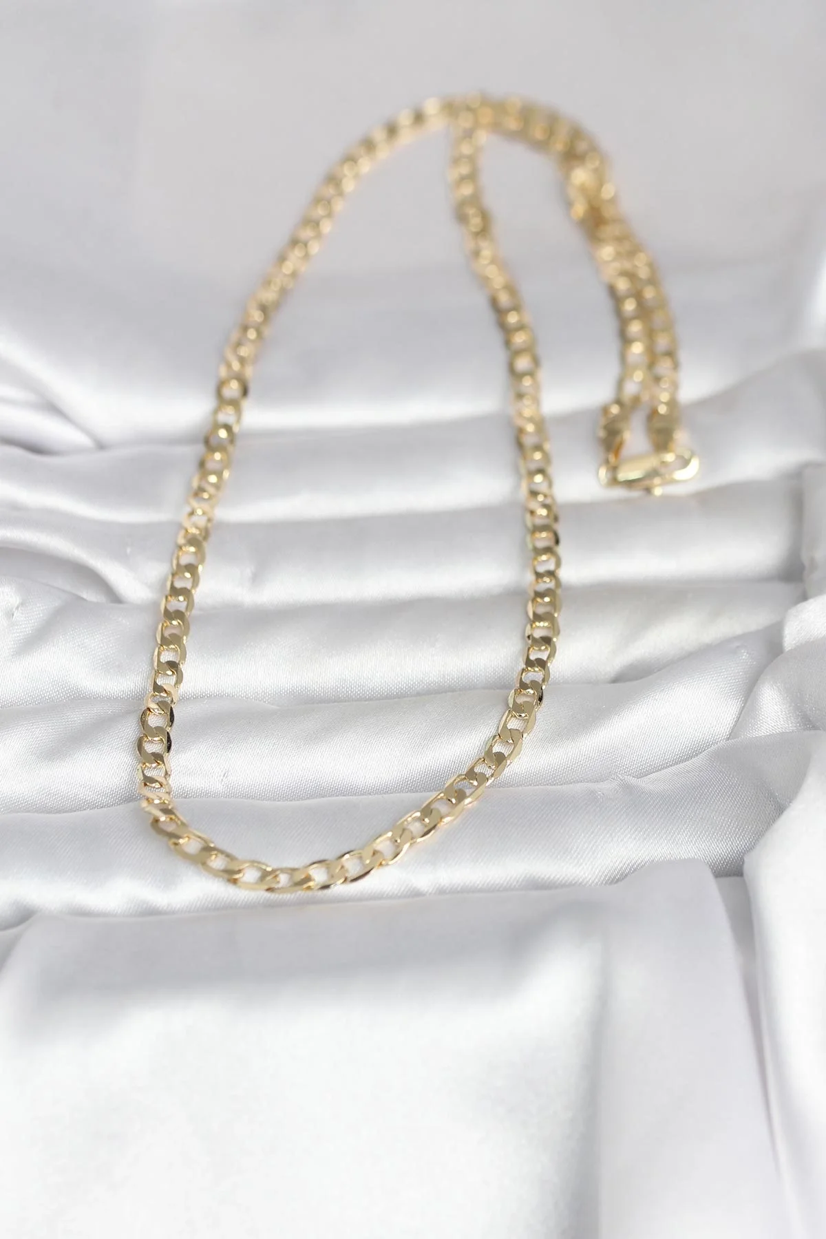 İthalat® CM 14K Gold Renk Kalın Zincir Model 60 cm Kadın Kolye