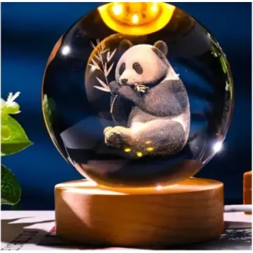 İthalat® Dekoratif Panda Tasarımlı Ahşap Altlıklı Işıklı Cam Küre Büyük Boy Cam:8cm Ahşap:2cm