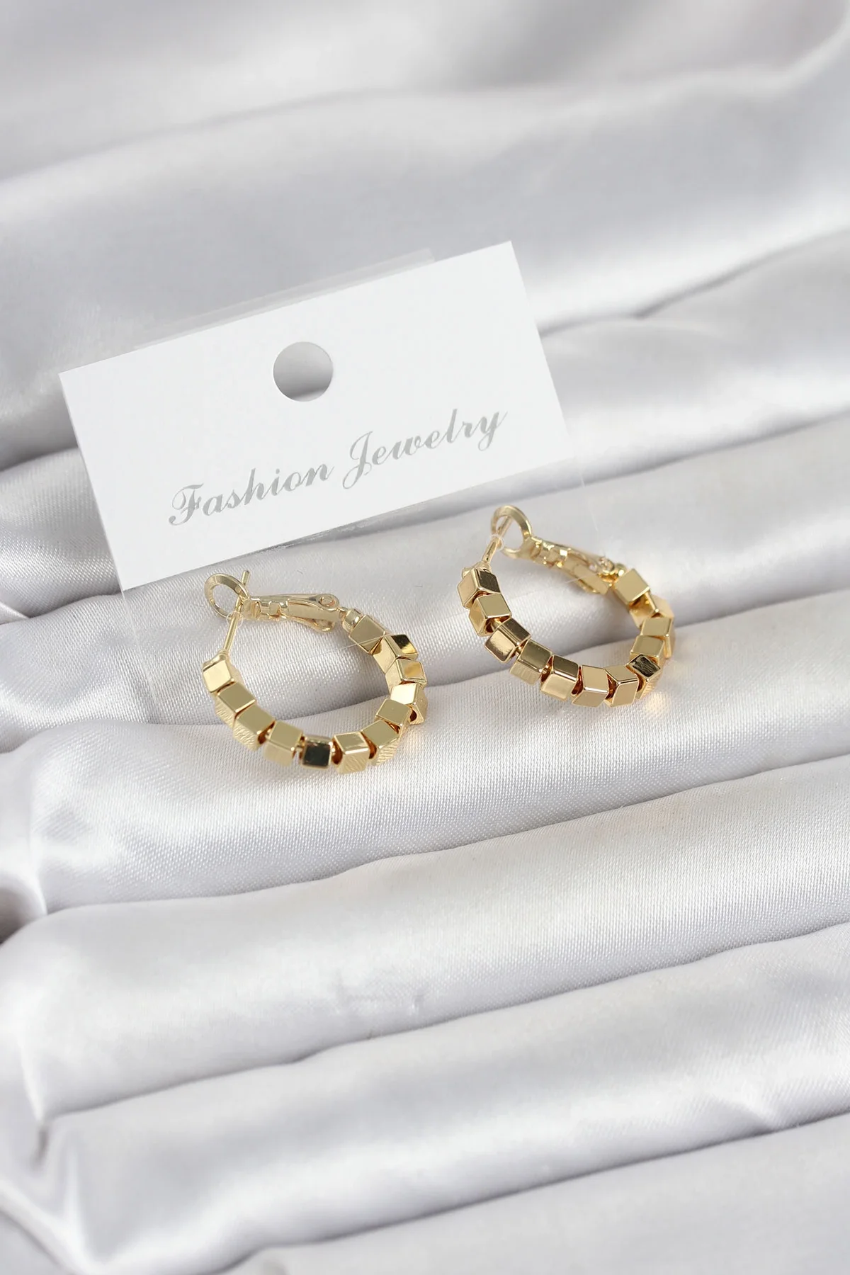 İthalat® Gold Renk Kare Halka Model Kadın Küpe