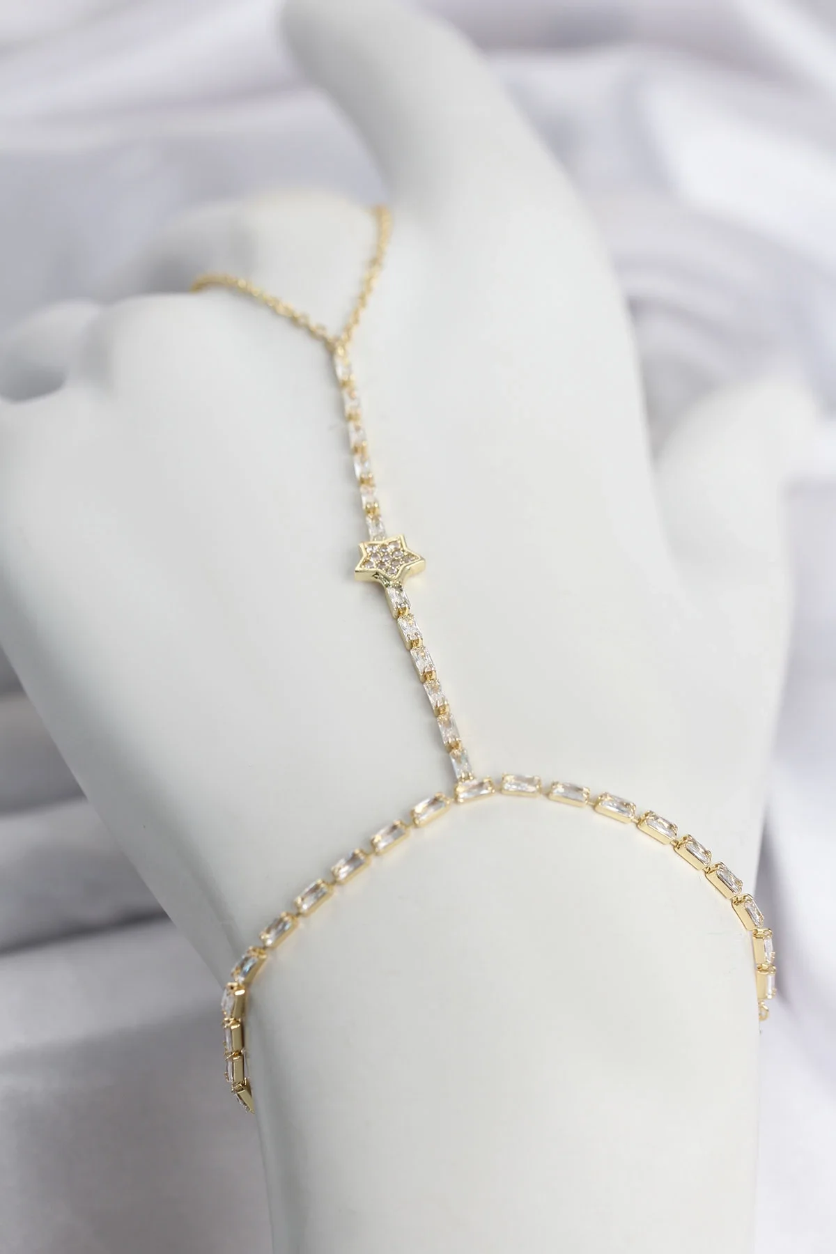 İthalat® Gold Renk Pirinç Zirkon Taşlı Yıldız Model Şahmeran