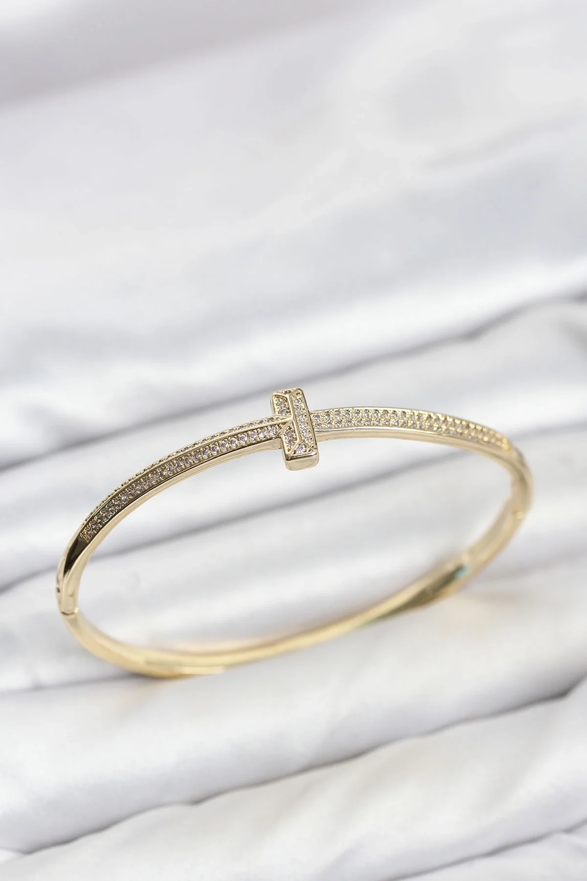 İthalat® Gold Renk T Model Zirkon Taşlı Kadın Kelepçe Bileklik