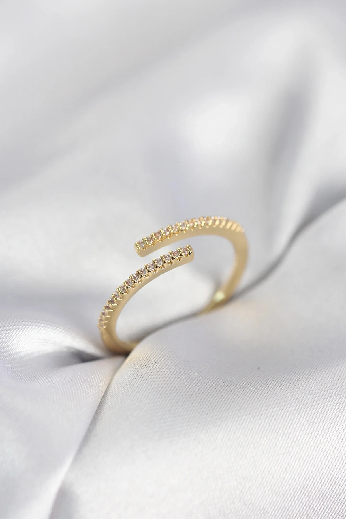 İthalat® Gold Renk Zirkon Taşlı Yılan Tarz Kadın Yüzük