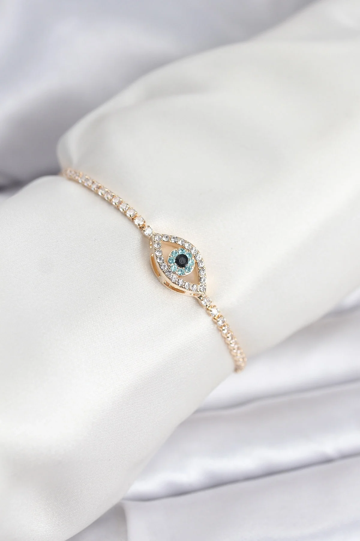 İthalat® Göz Model Zirkon Taşlı Gold Renk Asansörlü Su Yolu Bileklik