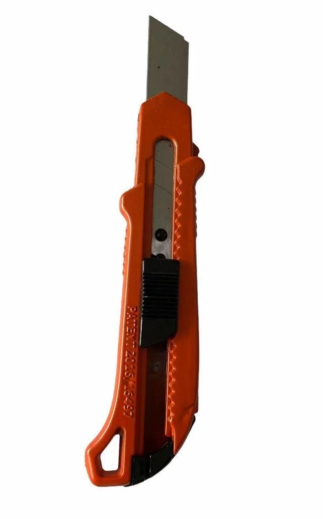 İthalat® Master Profesyonel Metal Maket Bıçağı 18 mm