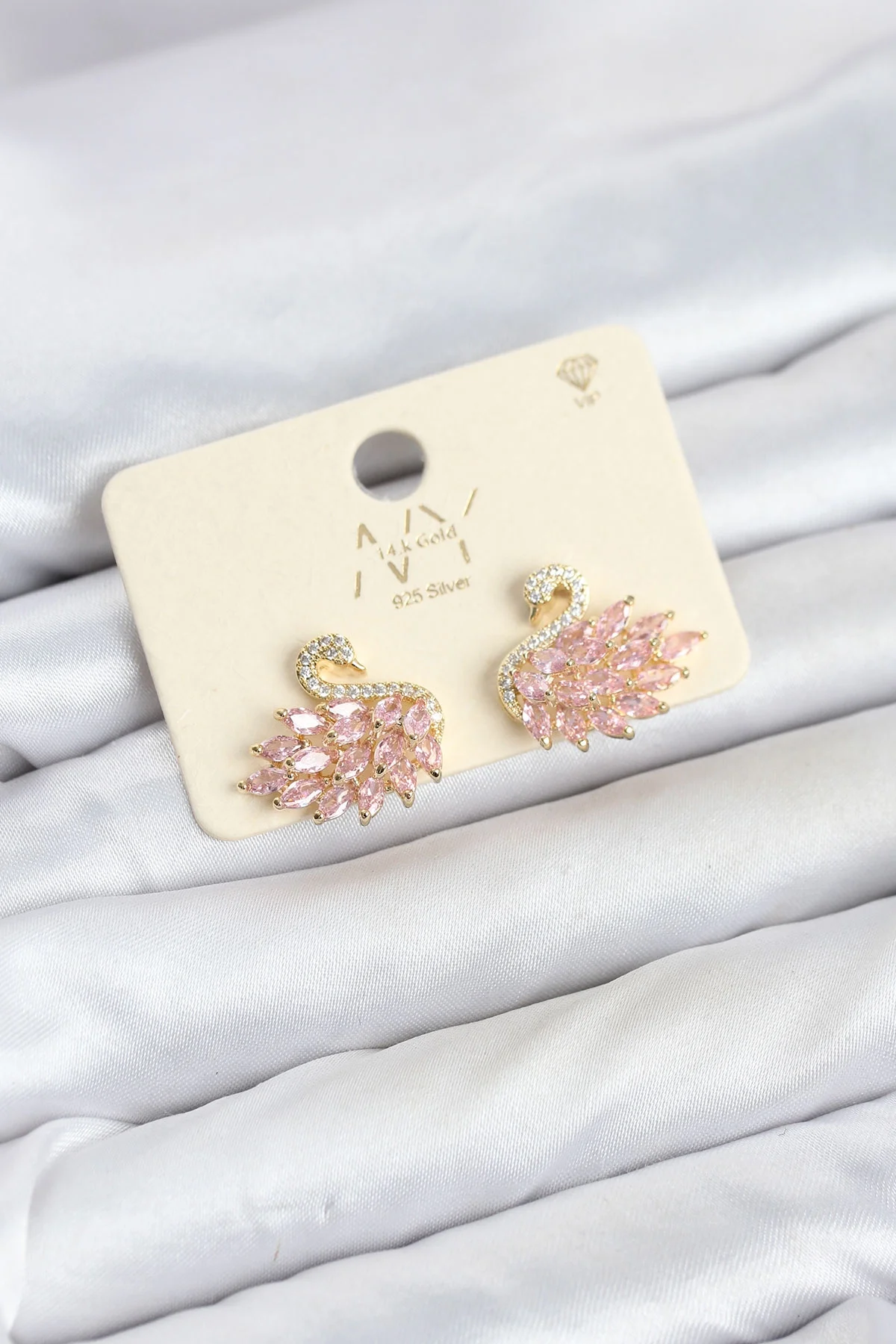 İthalat® Pembe Zirkon Taşlı Gold Swan Kuğu Model Kadın Küpe