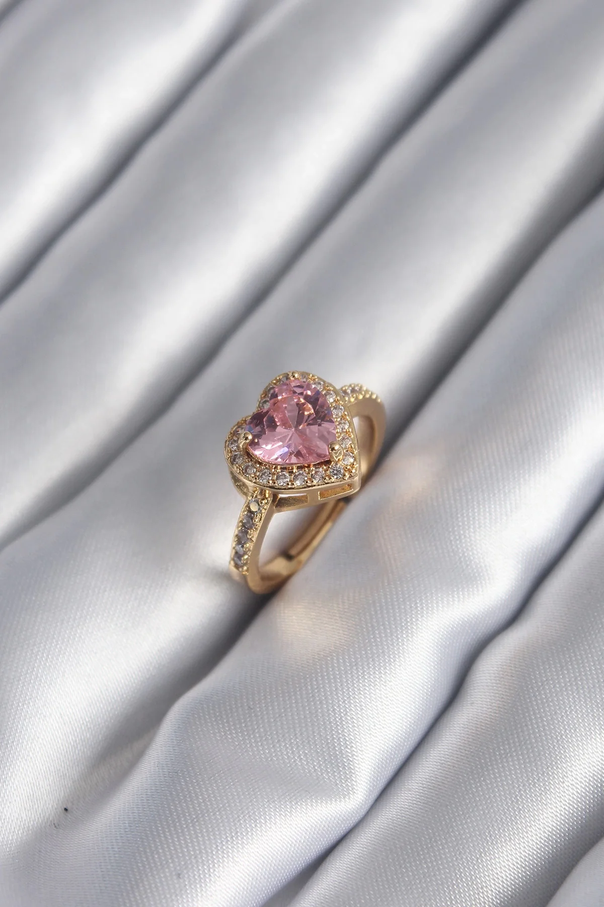 İthalat® Pirinç Gold Renk Pembe Zirkon Taşlı Charm Kalp Model Kad