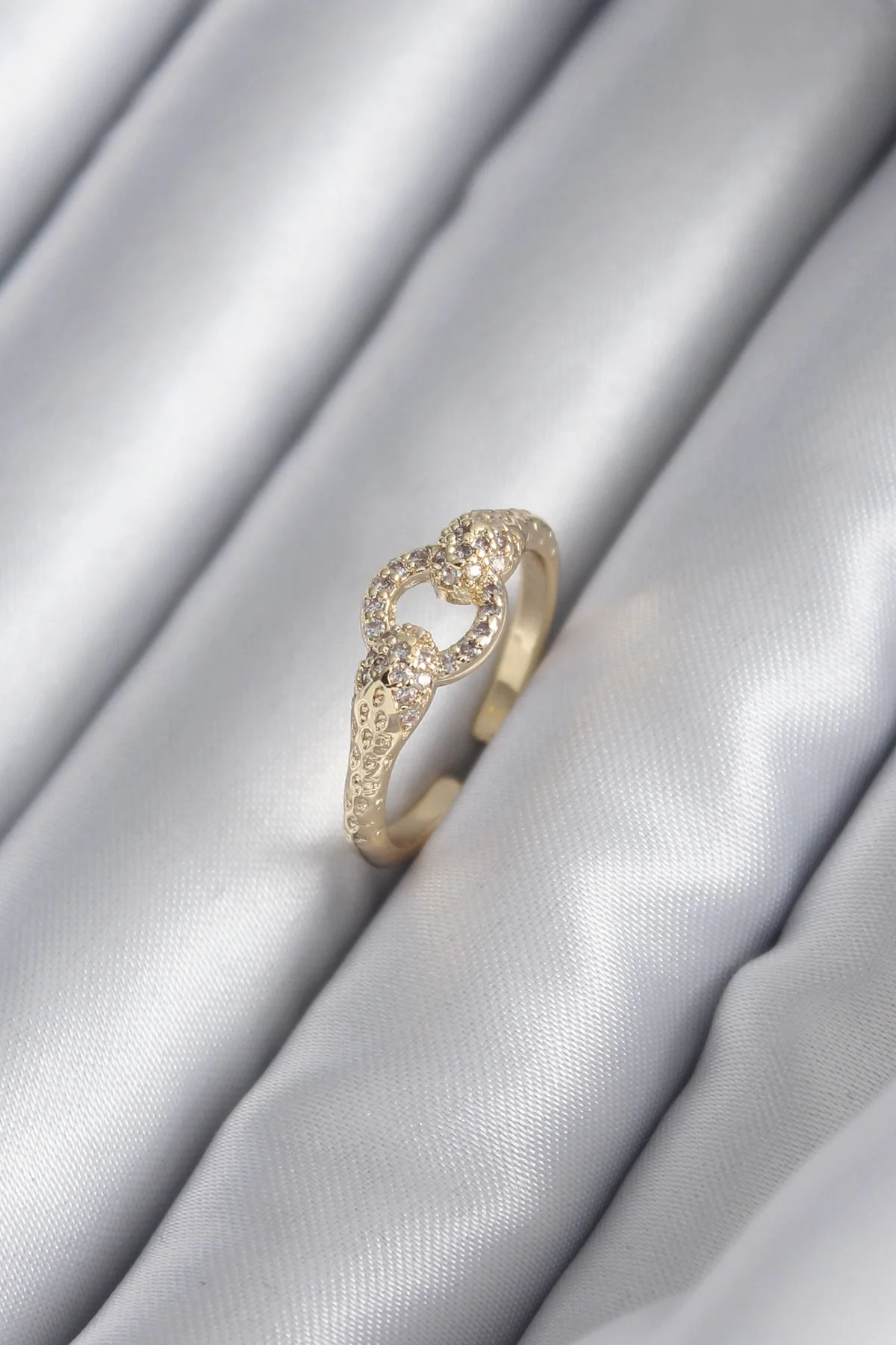 İthalat® Pirinç Gold Renk Zirkon Taşlı Yılan Model Kadın Yüzük