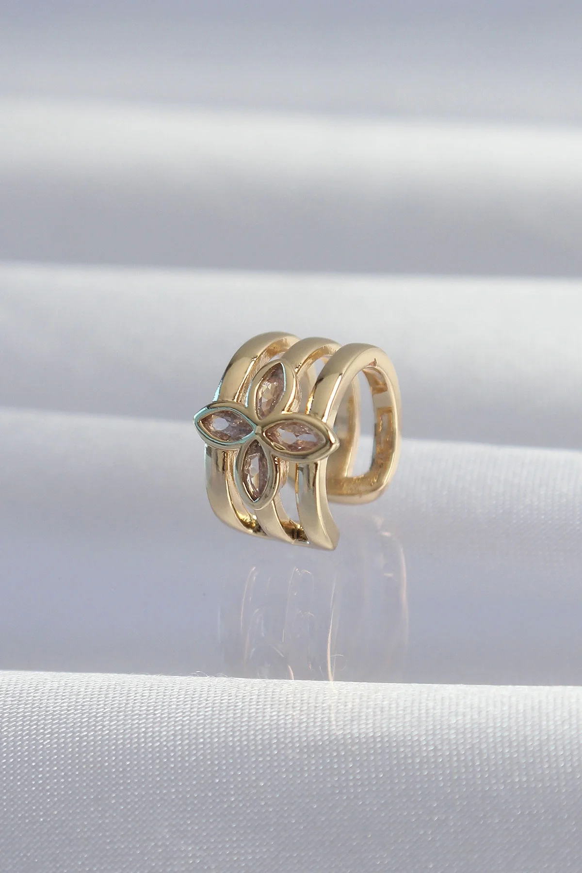 İthalat® Pirinç Gold Renk Yonca Earcuff Küpe