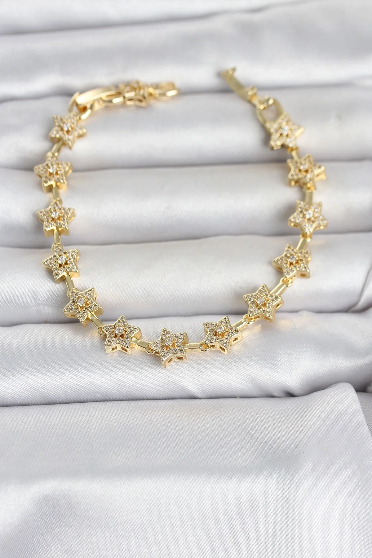 İthalat® Pirinç Gold Renk Zirkon Taşlı Sıralı Yıldız Model Kadın Bileklik