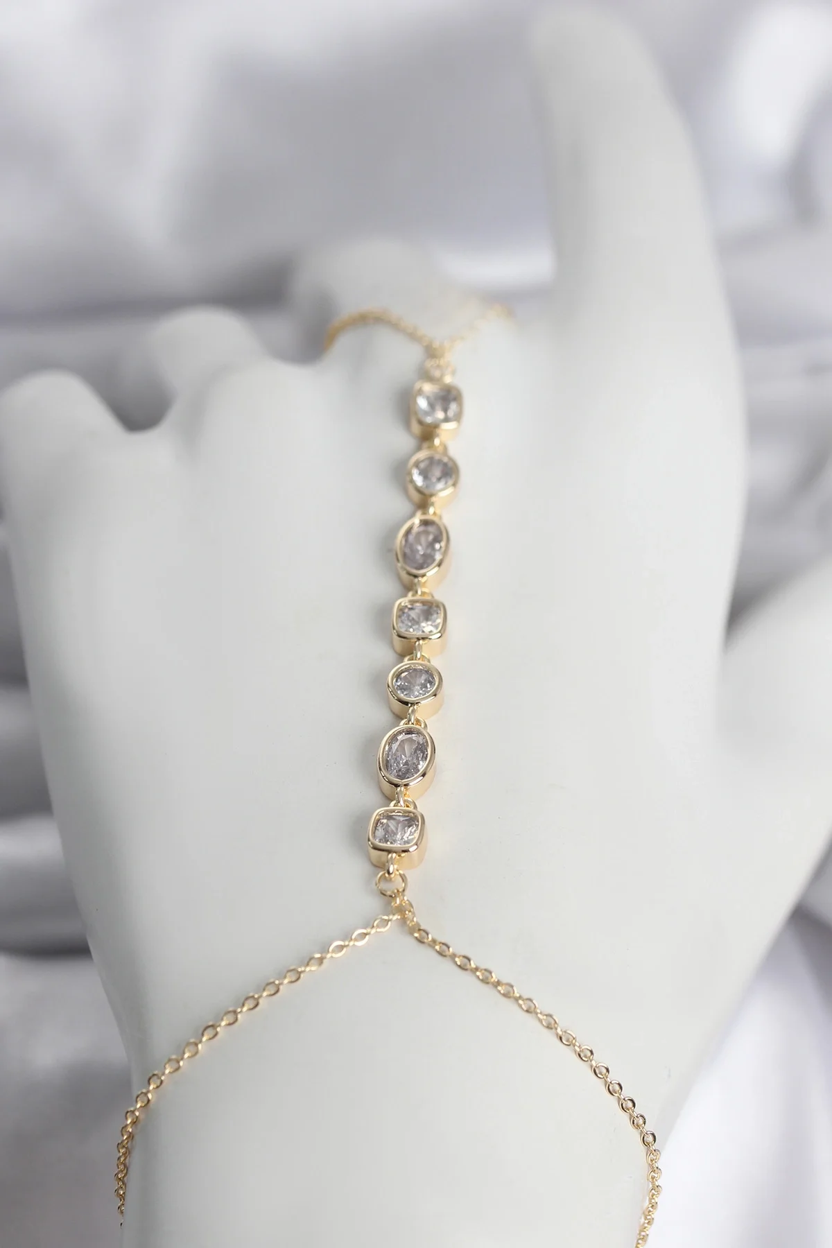 İthalat® Pirinç Gold Renk Sıralı Zirkon Taşlı Kadın Şahmeran