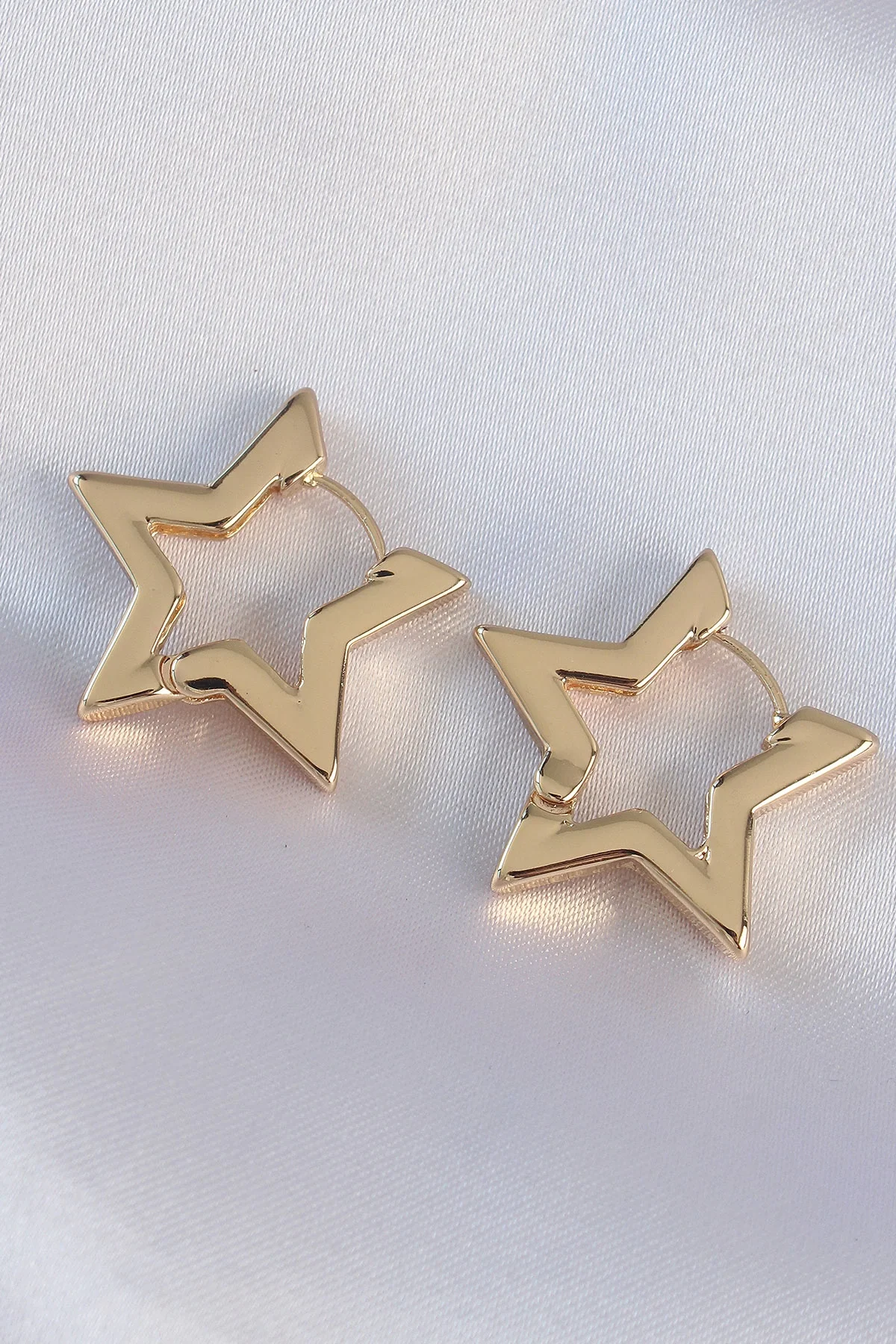 İthalat® Pirinç Gold Renk Yıldız Küpe