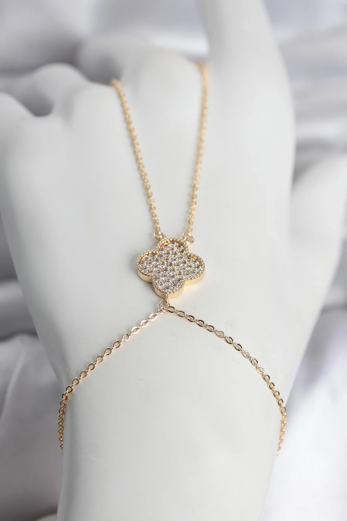 İthalat® Pirinç Gold Renk Yonca Model Kadın Şahmeran