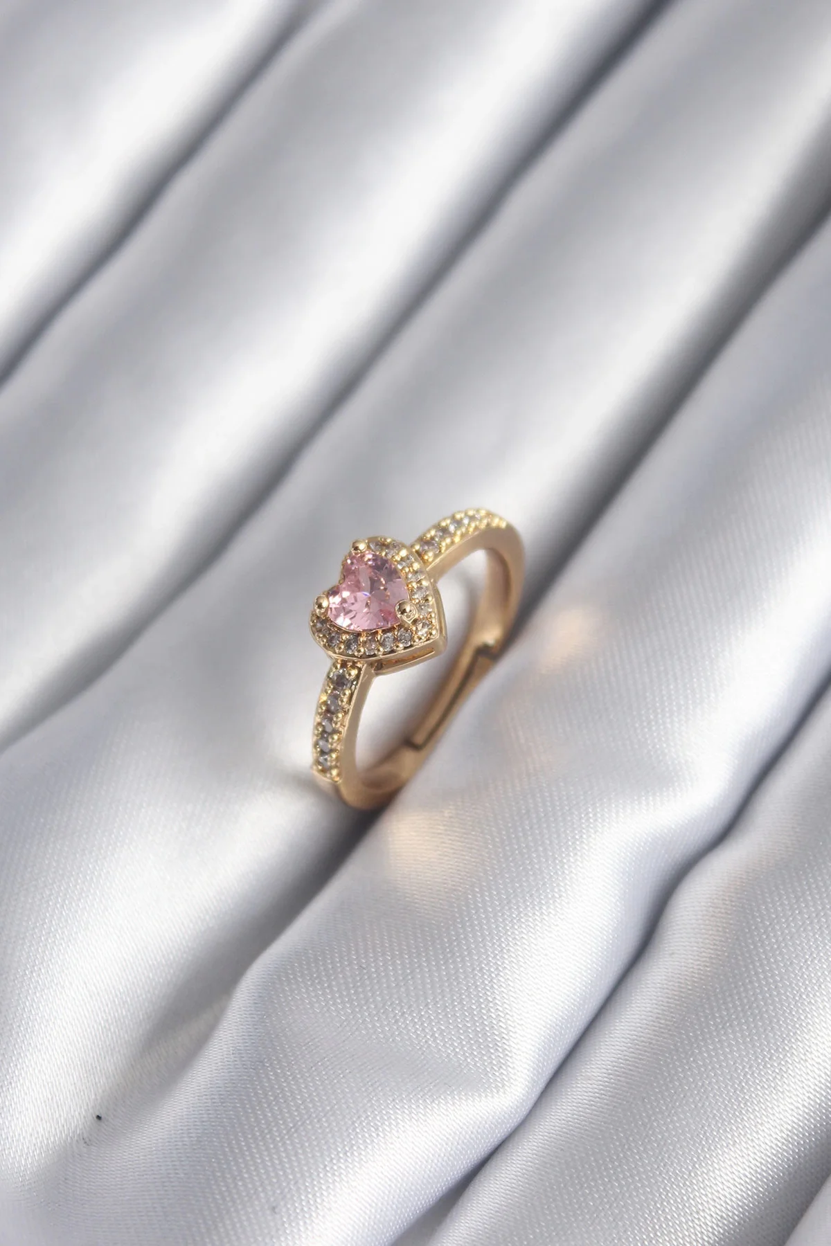 İthalat® Pirinç Gold Renk Pembe Zirkon Taş Kalp Charm Model Kadın