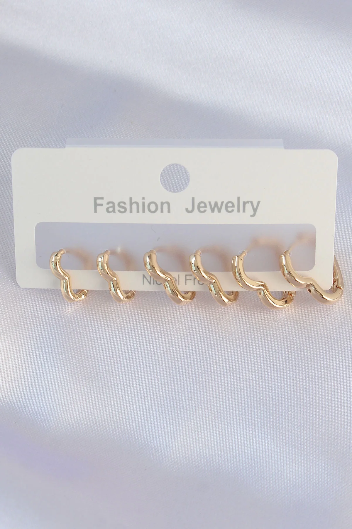 İthalat® Pirinç Gold Renk Kalp Model Küpe Seti