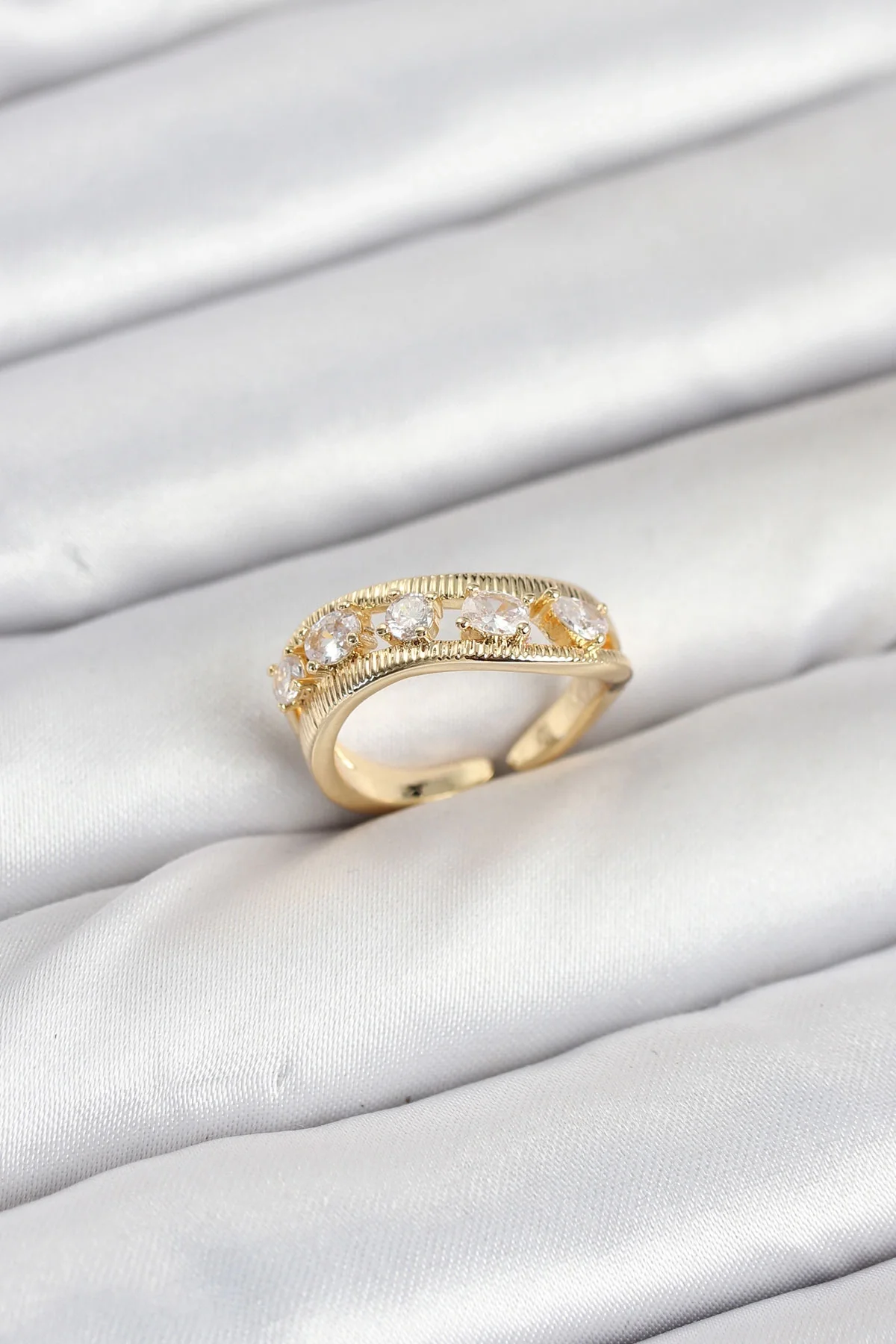 İthalat® Pirinç Gold Renk Zirkon Taşlı Kadın Yüzük