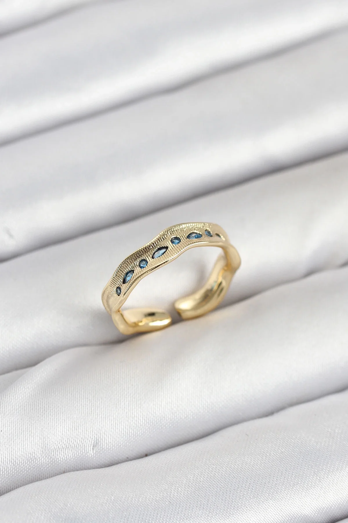 İthalat® Pirinç Gold Renk Zirkon Taşlı Vintage Kadın Yüzük