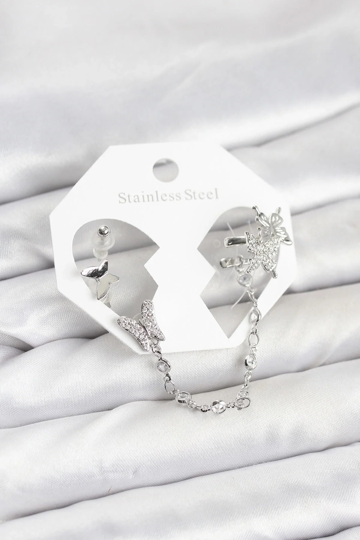 İthalat® Pirinç Gümüş Renk Kelebek Model Zincir Bağlantılı Ear Cuff Küpe Seti