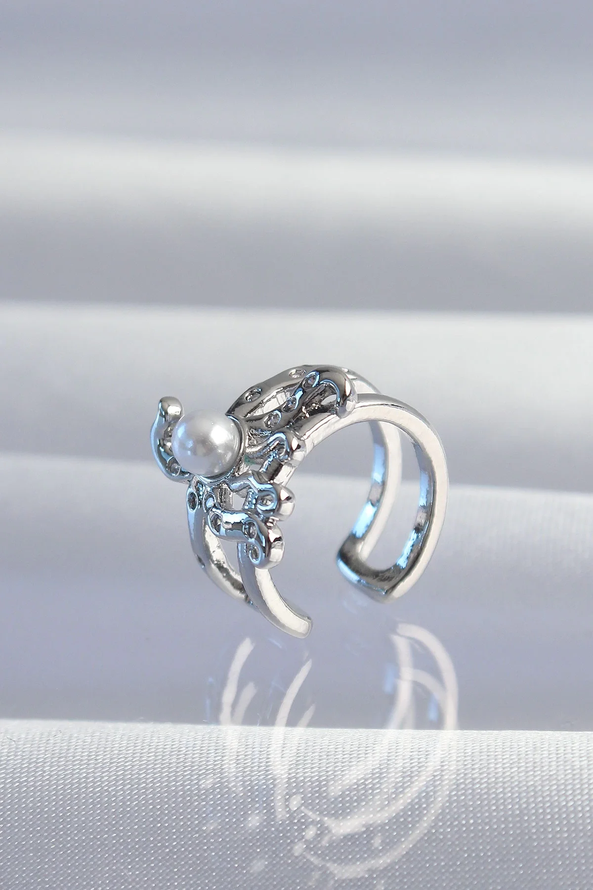 İthalat® Pirinç Gümüş Renk İncili Ahtapot Earcuff Küpe