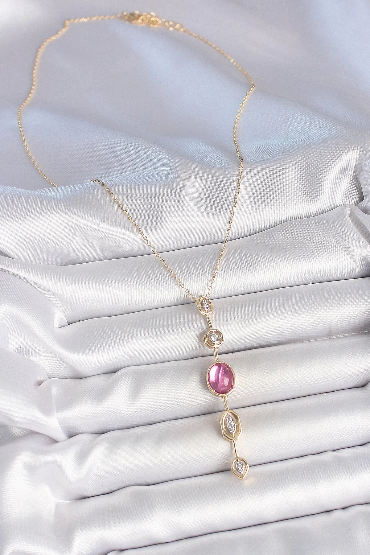 İthalat® Pirinç Zincir Gold Renk Pembe Zirkon Taşlı Y Kolye Fiyatı, Yorumları ve Özellikleri