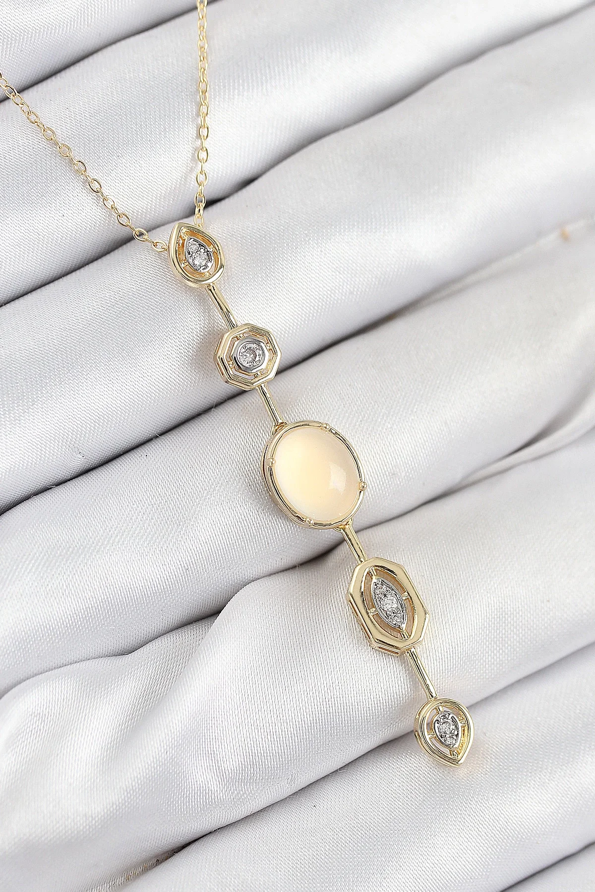 İthalat® Pirinç Zincir Sarı Gold Renk Zirkon Taşlı Y Kolye
