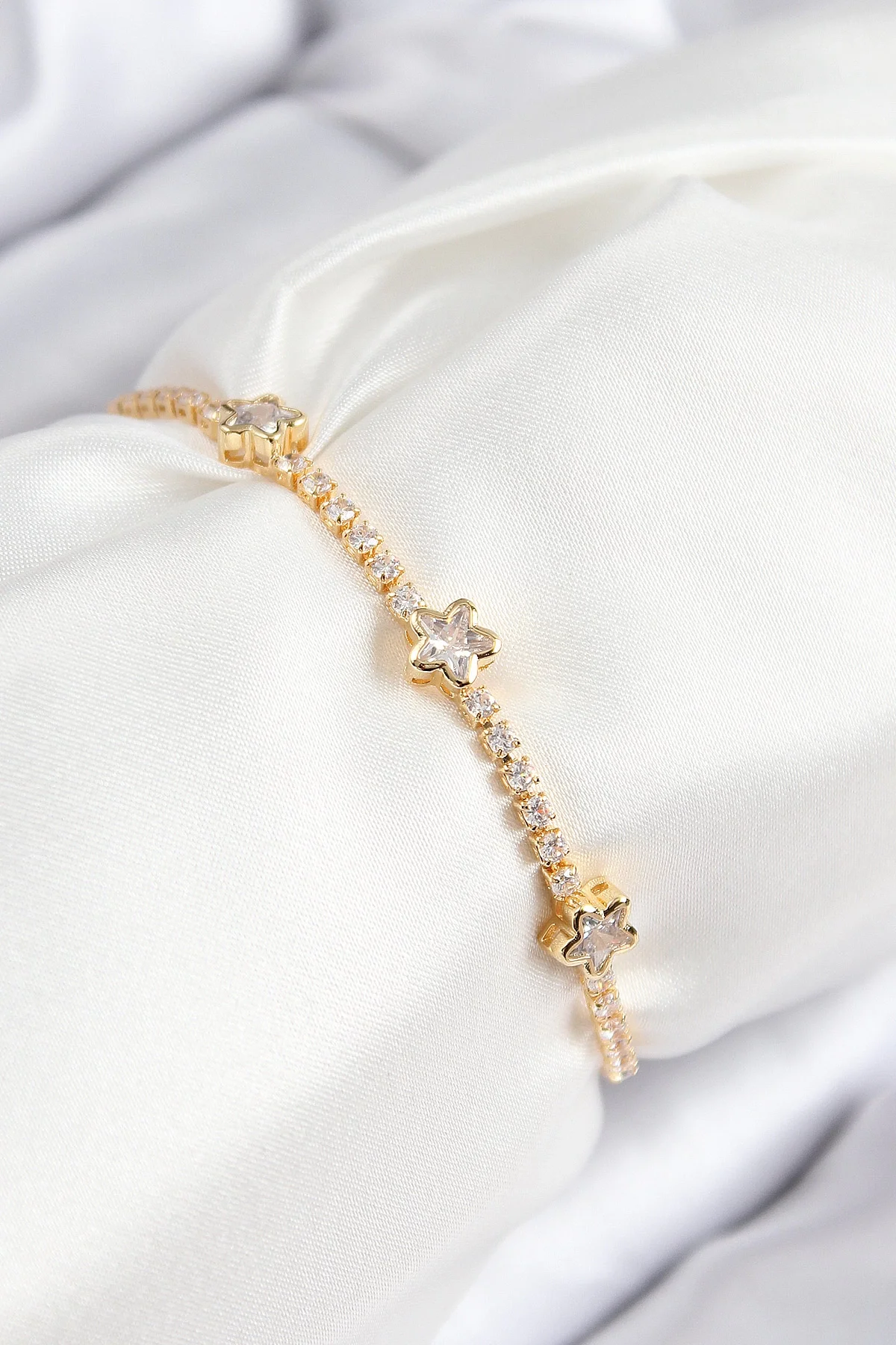 İthalat® Pirinç Zirkon Taşlı Yıldız Model Gold Renk Asansörlü Kadın Bileklik