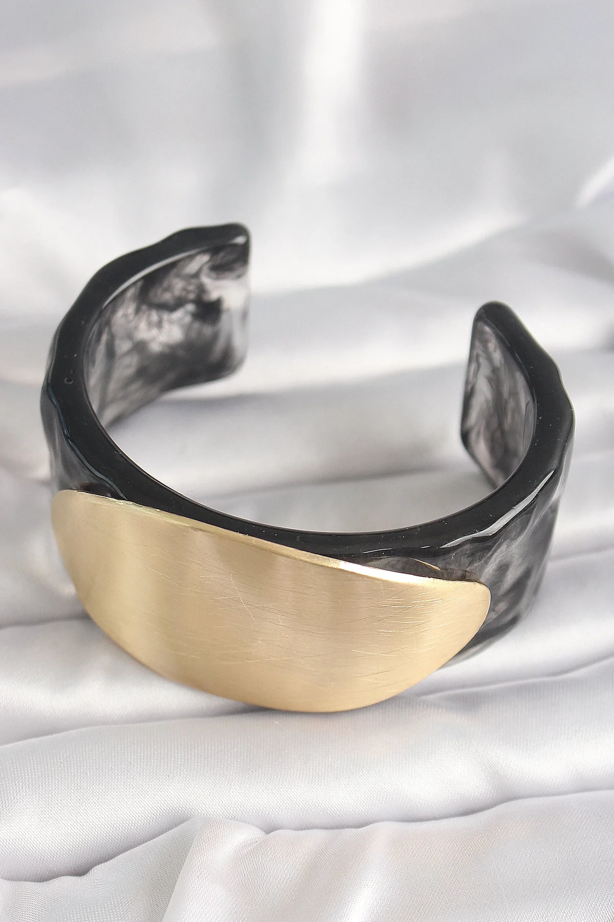 İthalat® Siyah Mermer Desen Akrilik Plastik Gold Oval Plaka Model Vintage Kadın Bilezik Fiyatı, Yorumları ve Özellikleri