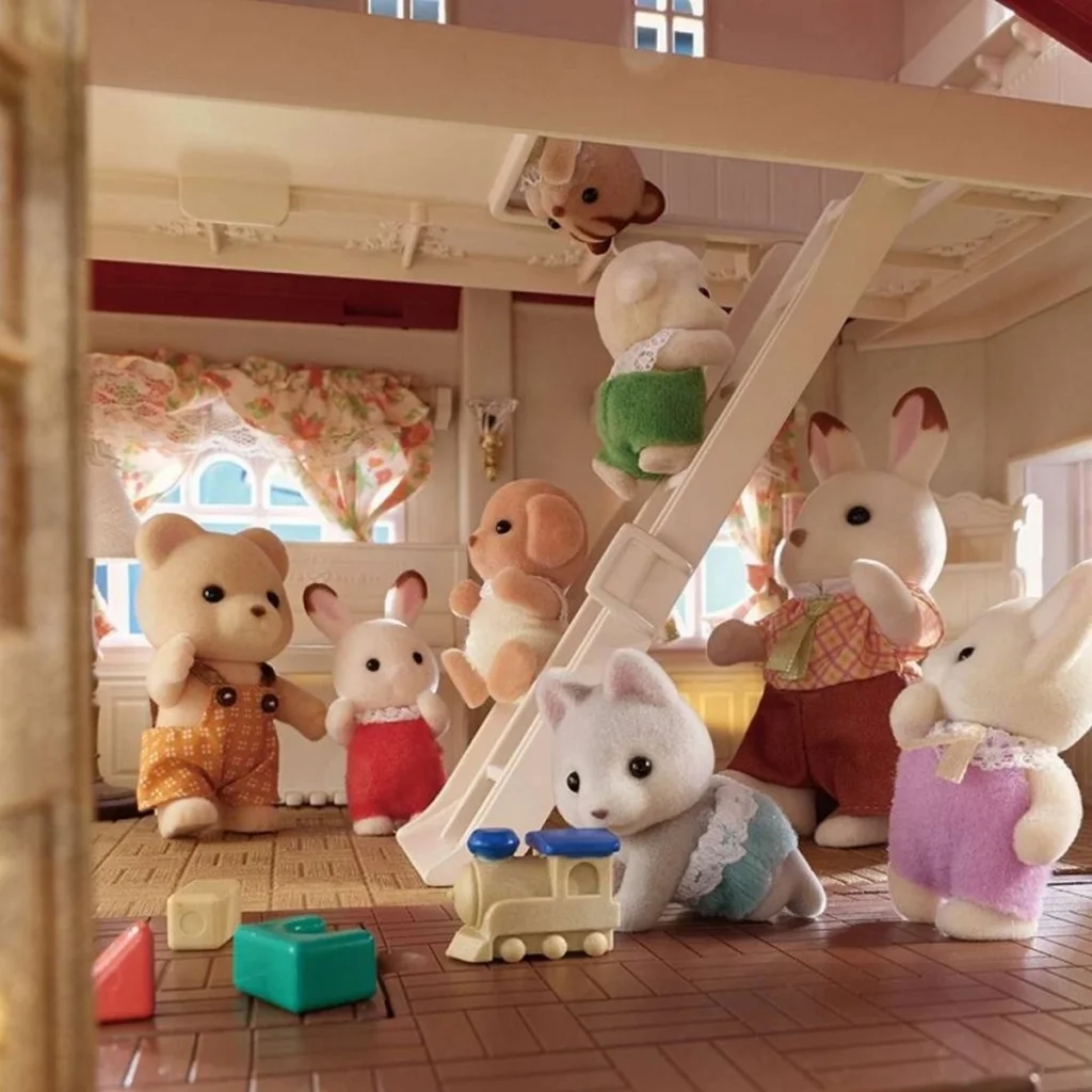 İthalat®  Sylvanian Families Oyun Odalı Işıklı Şehir Evi 5708