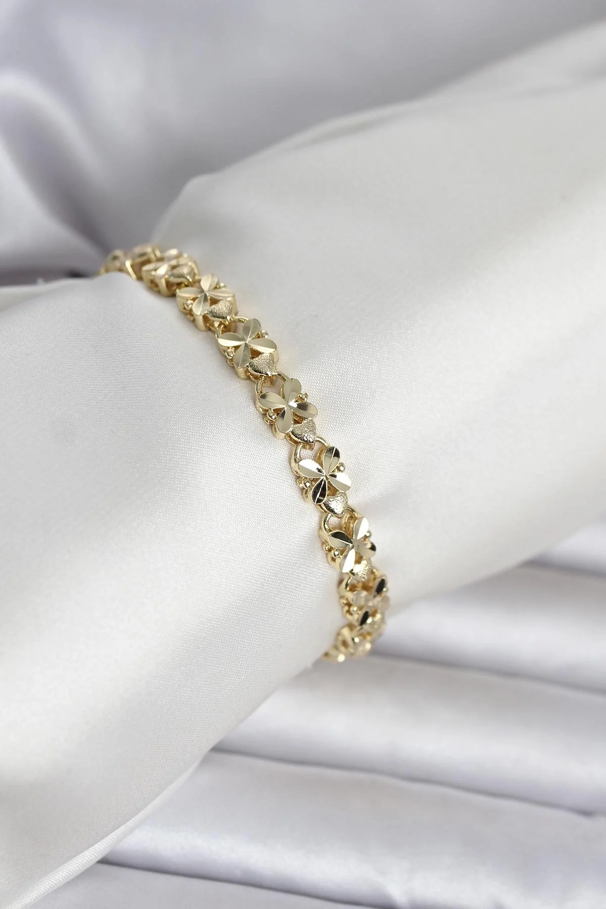 İthalat® Xuping Kelebek Model Gold Renk Kadın Bileklik
