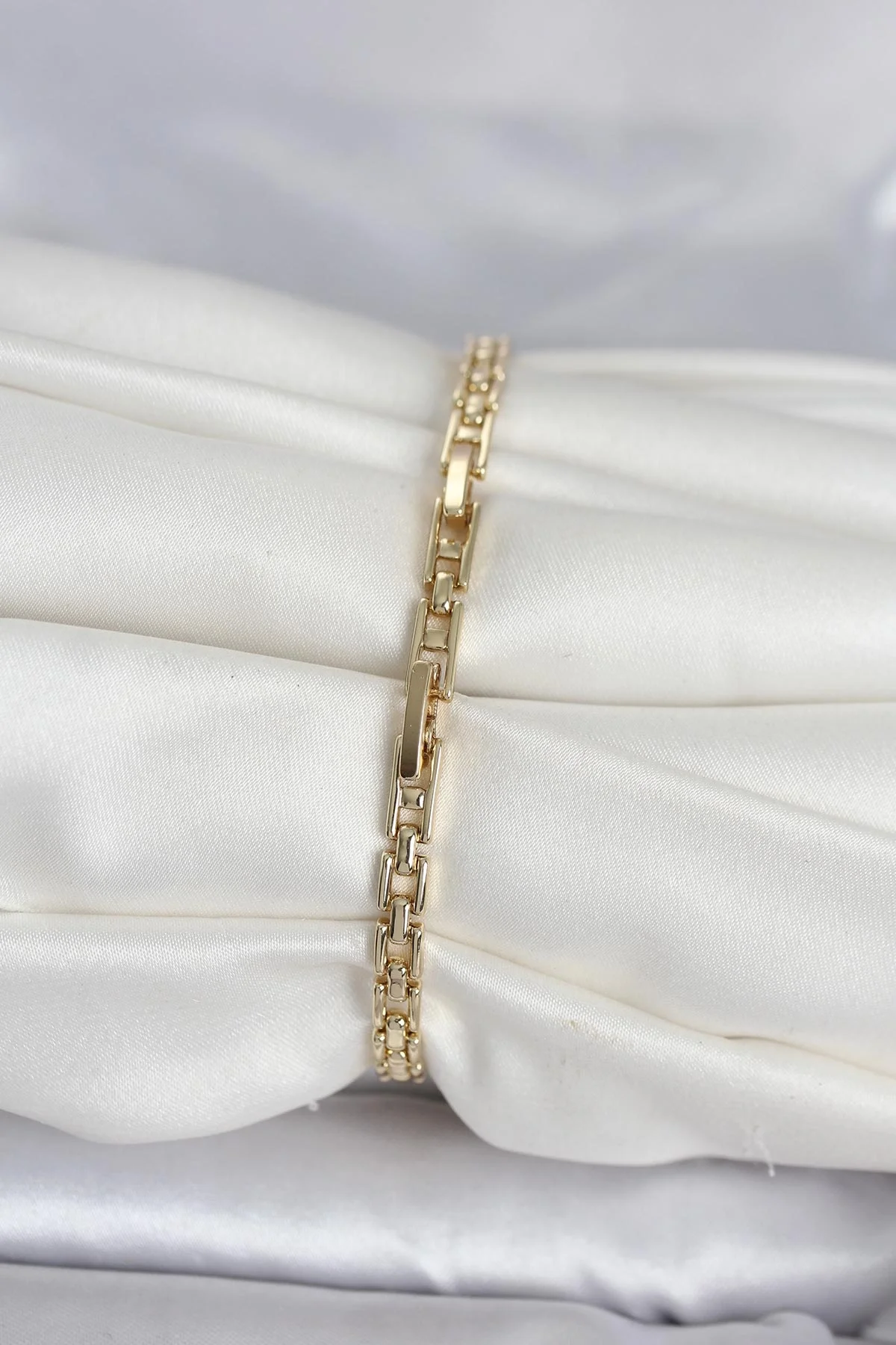 İthalat® Xuping Model Zirkon Taşlı Gold Renk Kadın Bileklik