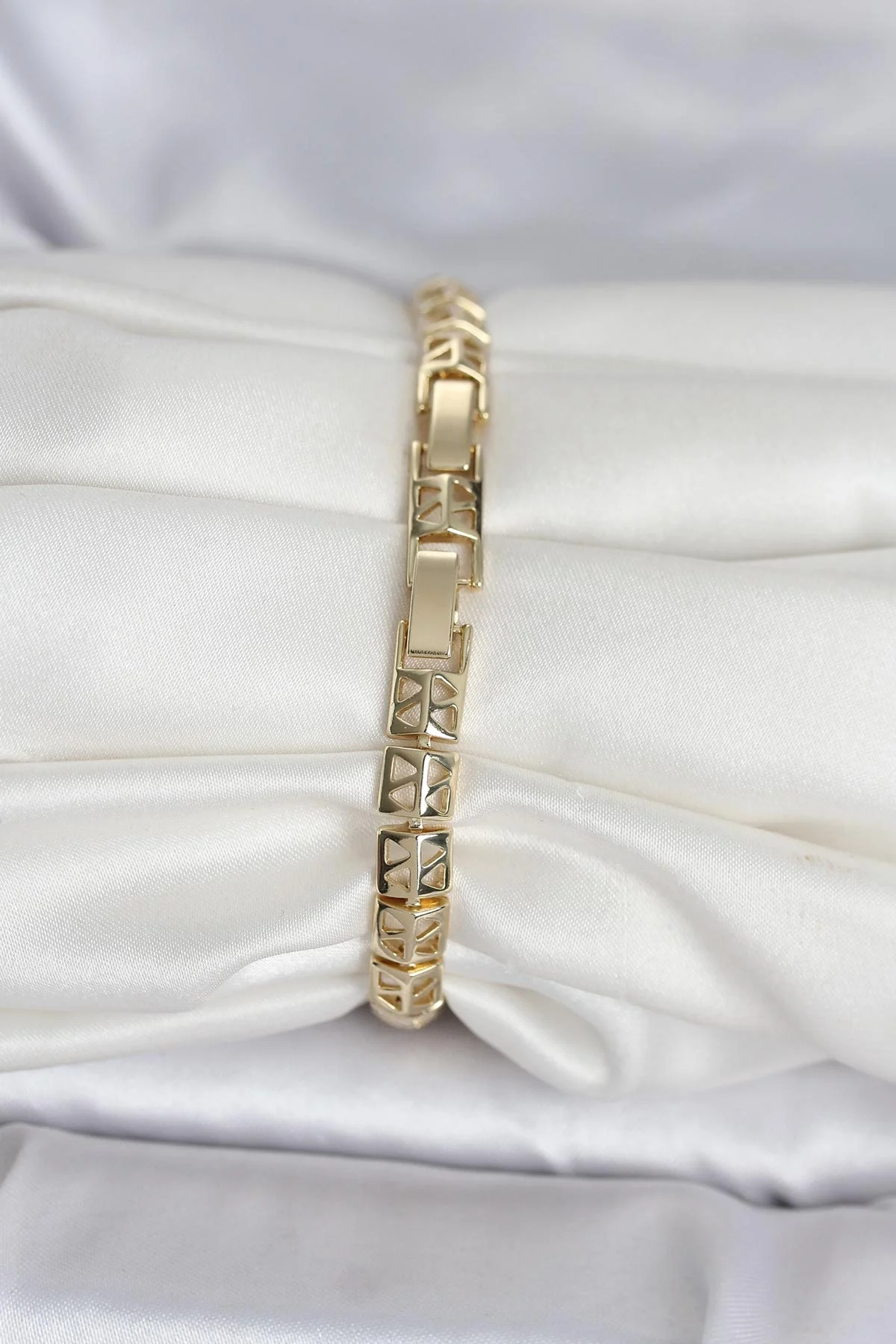 İthalat® Xuping Zirkon Taşlı Gold Renk Kadın Bileklik