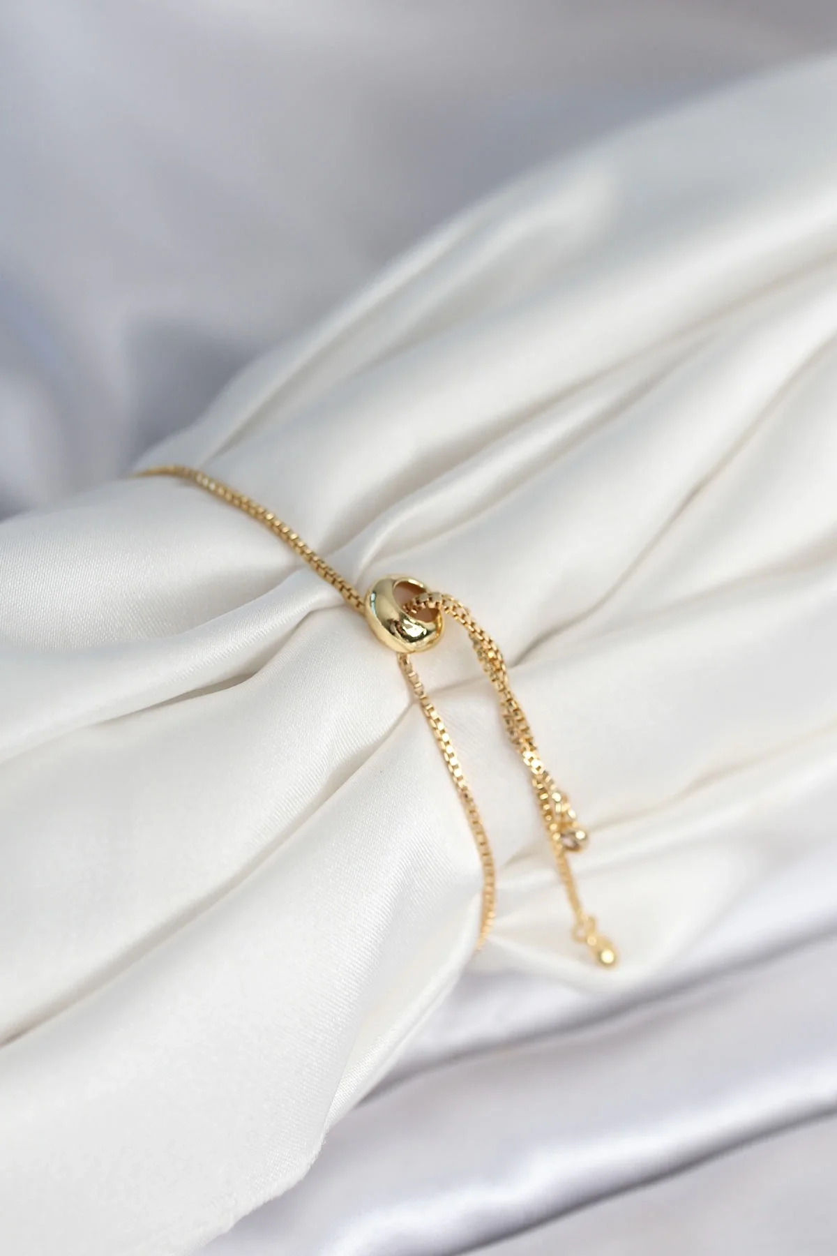 İthalat® Yıldız Model Asansörlü Gold Renk Kadın Bileklik