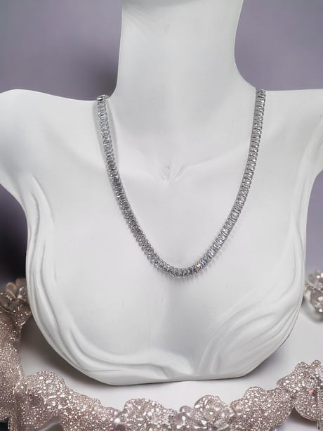 Jade'm Gold  Çelik Zikon Taşli Su Yolu Kolye