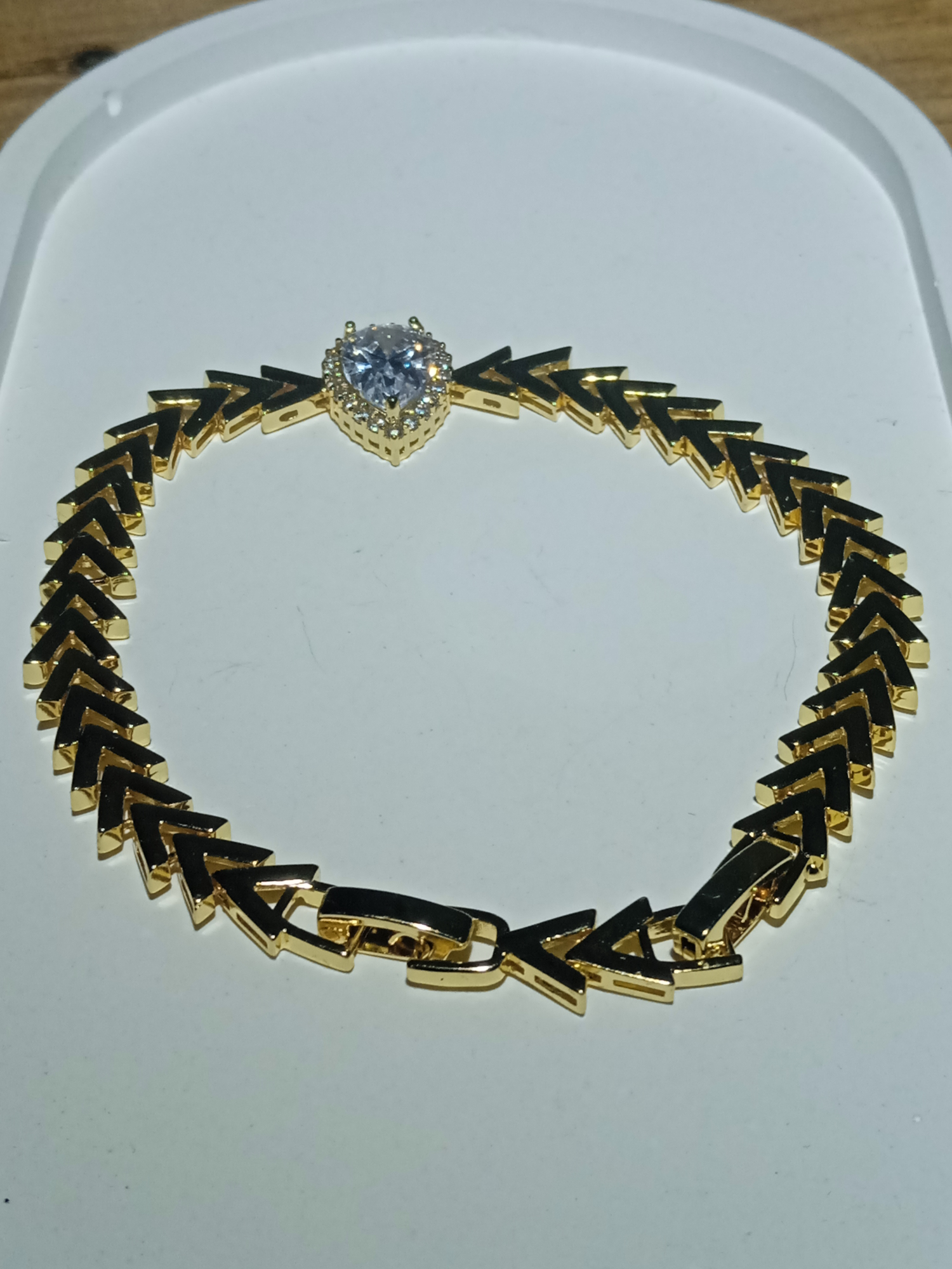 Jade'm Gold  Çelik Altin Kaplama Zirkon Taşli Bileklik