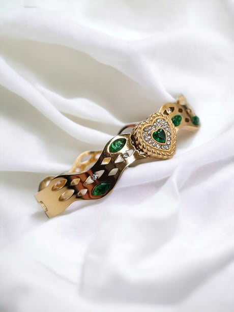 Jade'm Gold  Paslanmaz Çelik Zirkon Taşli Kelepçe