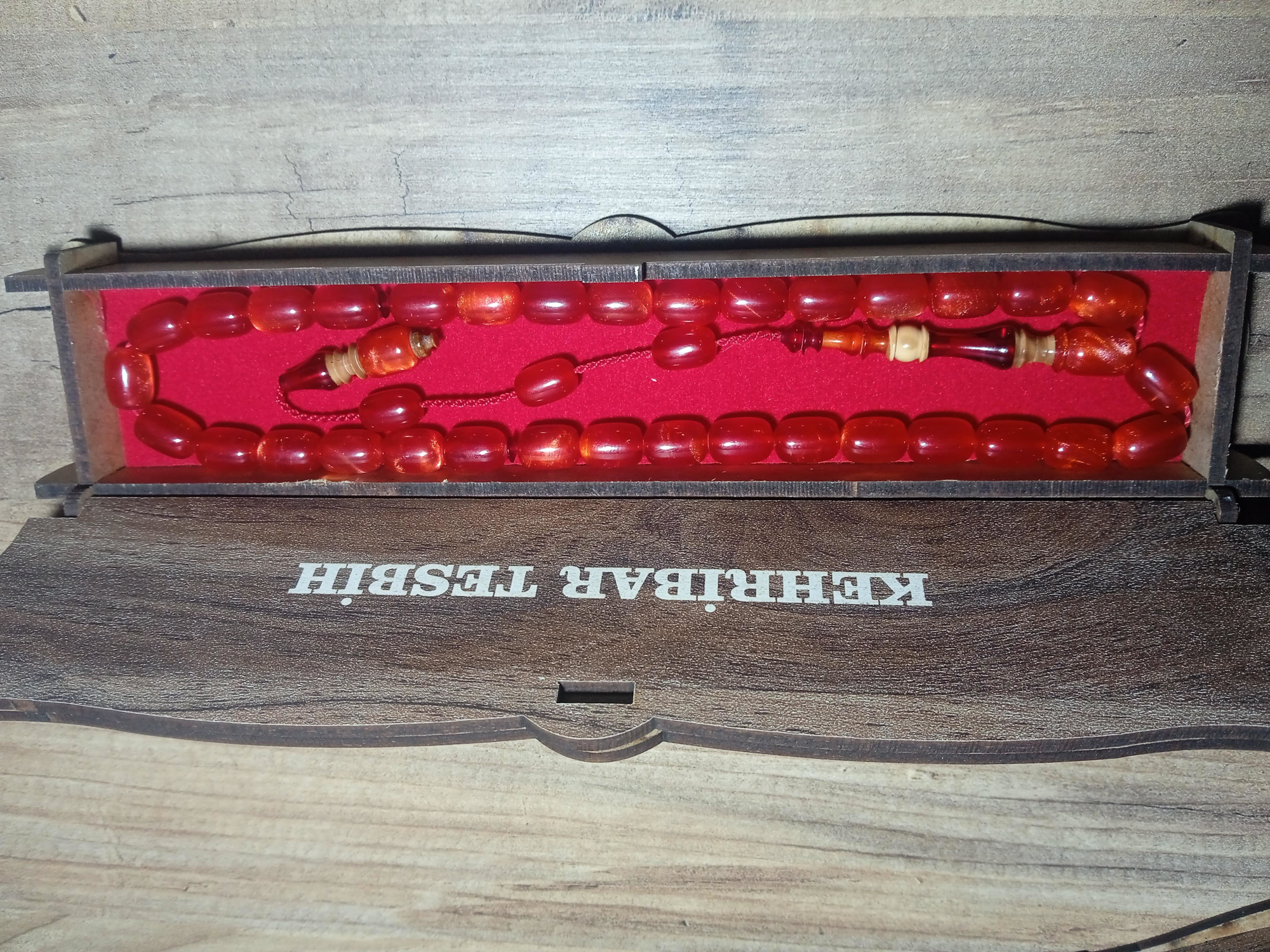 Jade'm Gold  Turuncu Sıkma Kehribar Tesbih