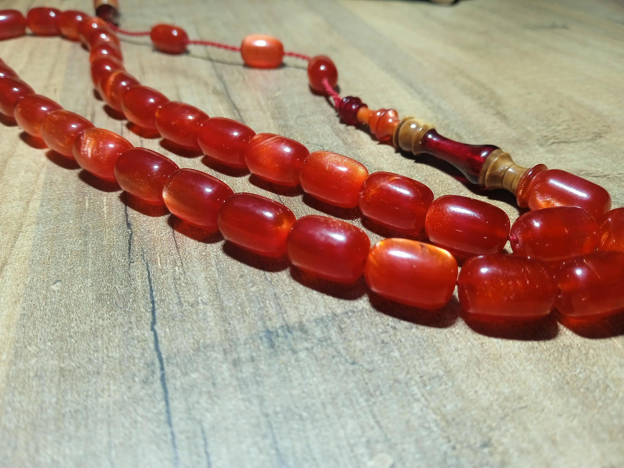 Jade'm Gold  Turuncu Sıkma Kehribar Tesbih